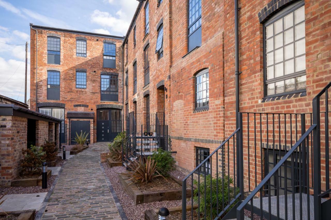 Elliot Oliver - Modern 2 Bedroom Town Centre Apartment Cheltenham Bagian luar foto